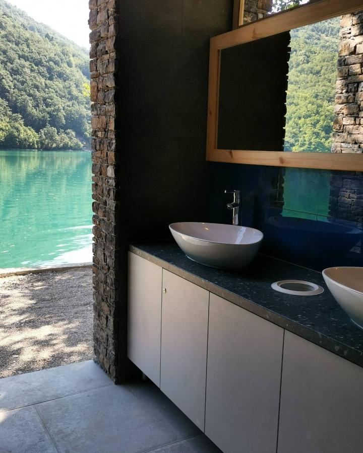 ホテル Glamping Bagrem Jablanica エクステリア 写真
