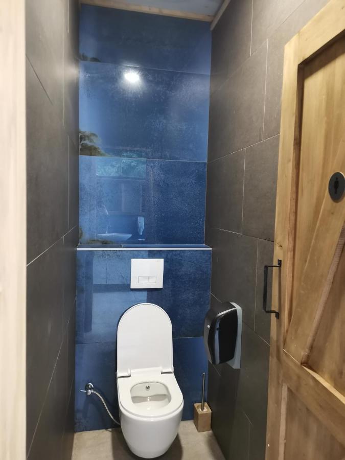 ホテル Glamping Bagrem Jablanica エクステリア 写真