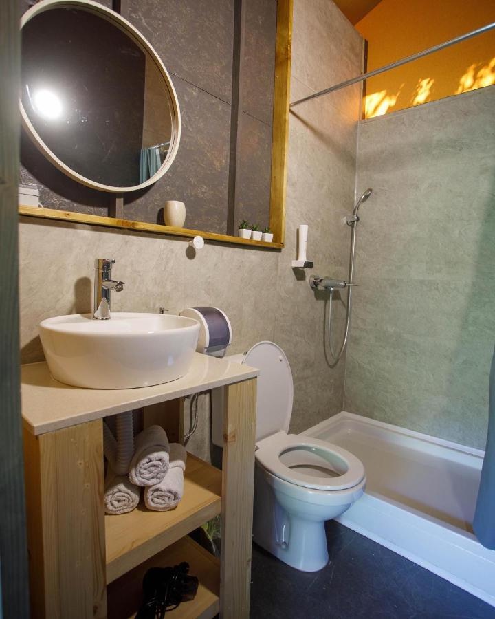 ホテル Glamping Bagrem Jablanica エクステリア 写真